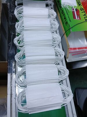 kaufen Sterile 3-schichtige chirurgische Masken einzeln verpackt 50 Packungen Einweg 98% Filtration on-line-Fertigung