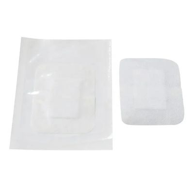 Guter Preis 10*15CM sterile Kleber-nicht gesponnene chirurgische gedrehte Behandlung mit CER-ISO-Zertifikaten Online
