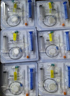 Guter Preis Steriles ZVK-Kit mit 8 Fr x 20 cm doppel Lumens Katheter und 18 GA Einführnadel für Intensivstation und chirurgischen Gebrauch Online