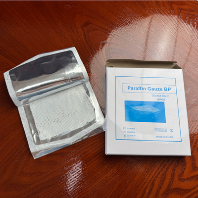 Guter Preis Medizinische Einweg-sterile Paraffingaze 10cm X 10cm Glatte atmungsaktive Wundauflage für Verbrennungen AVACARE Marke CE-zertifiziert Klasse Online