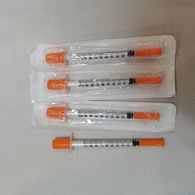 Guter Preis Injektionsspritze des Insulin-1ml mit örtlich festgelegte Nadel-konzentrischen 100 Einheiten oder 40 Einheiten Online